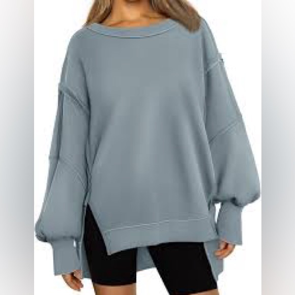 beaully Tops - Camden Sweatshirt Beaully Oversized Crew Neck Long Sleeve Side Slit Pullover L